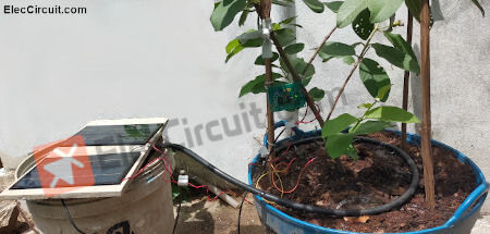 Prototype of the Small Automatic Plant Watering with a Solar Cell